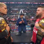 Cody Rhodes e Kevin Owens assinaram o contrato