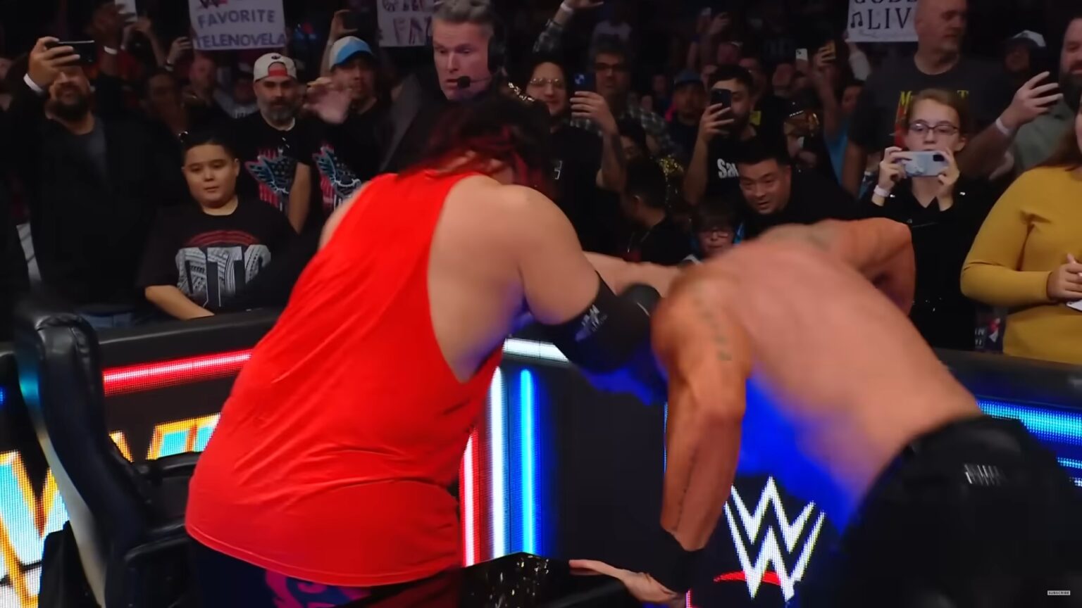 Jacob Fatu deixou Braun Strowman sangrando