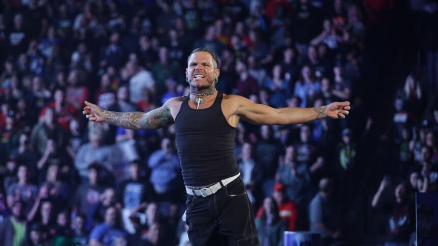 Jeff Hardy quer lutar contra Roman Reings