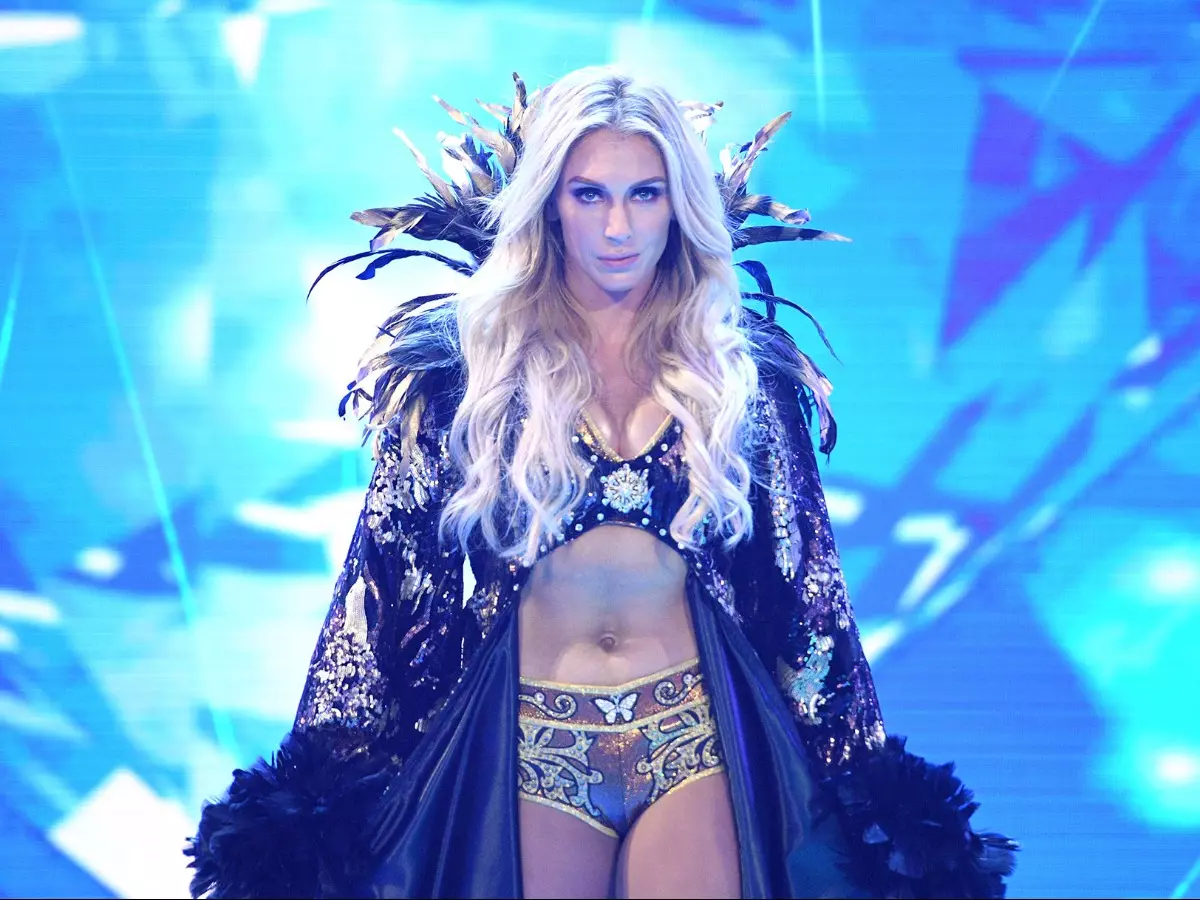 Charlotte Flair deve retornar em breve aos ringues da WWE