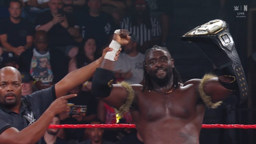 Oba Femi com NXT Championship