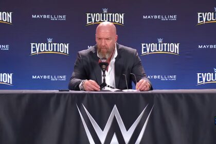 Triple H no pós show do Evolution
