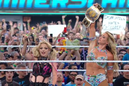 Alexa Bliss e Charlotte Flair conquistam Women’s Tag Team Championship no SummerSlam