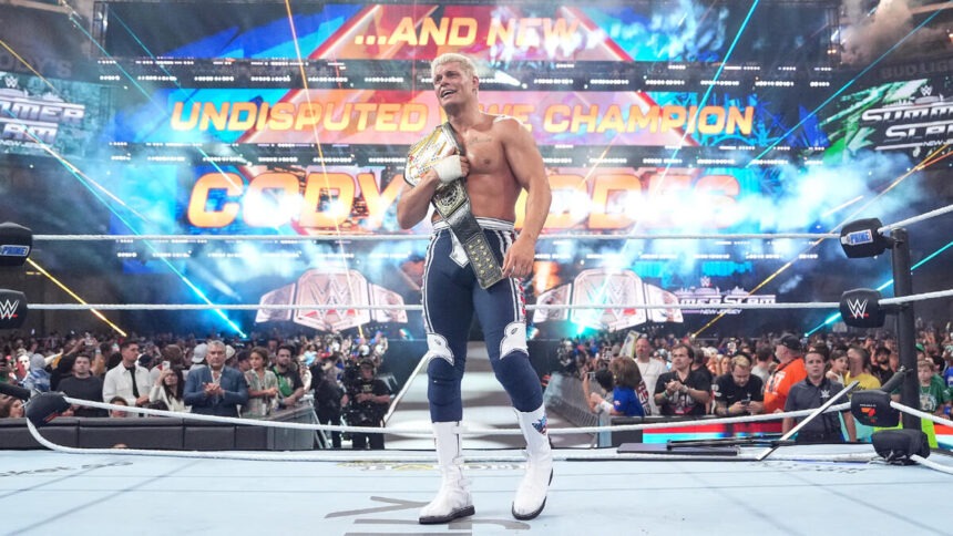 Cody Rhodes com o Undisputed WWE Championship no SummerSlam 2025