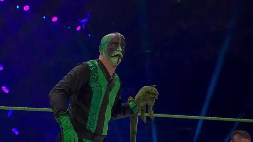 Mr. Iguana em combate na Triplemania XXXIII