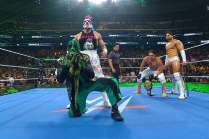Mr. Iguana & Psycho Clown no SmackDown