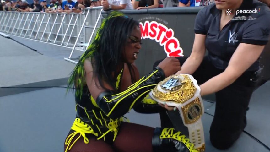 Naomi com o Women’s World Championship