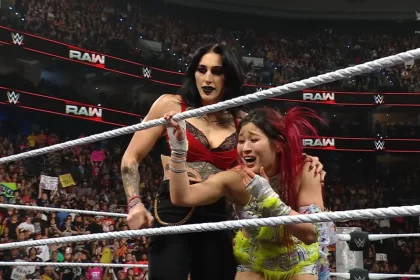 Rhea Ripley salvou IYO Sky após combate no RAW