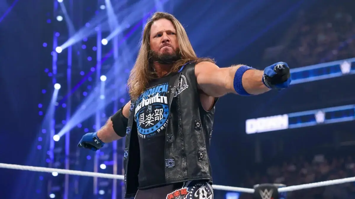 AJ Styles faz pipebomb no RAW