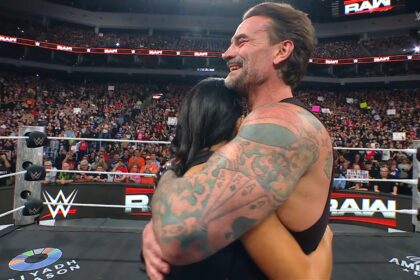 AJ Lee & CM Punk medirão forças contra Becky Lynch & Seth Rollins