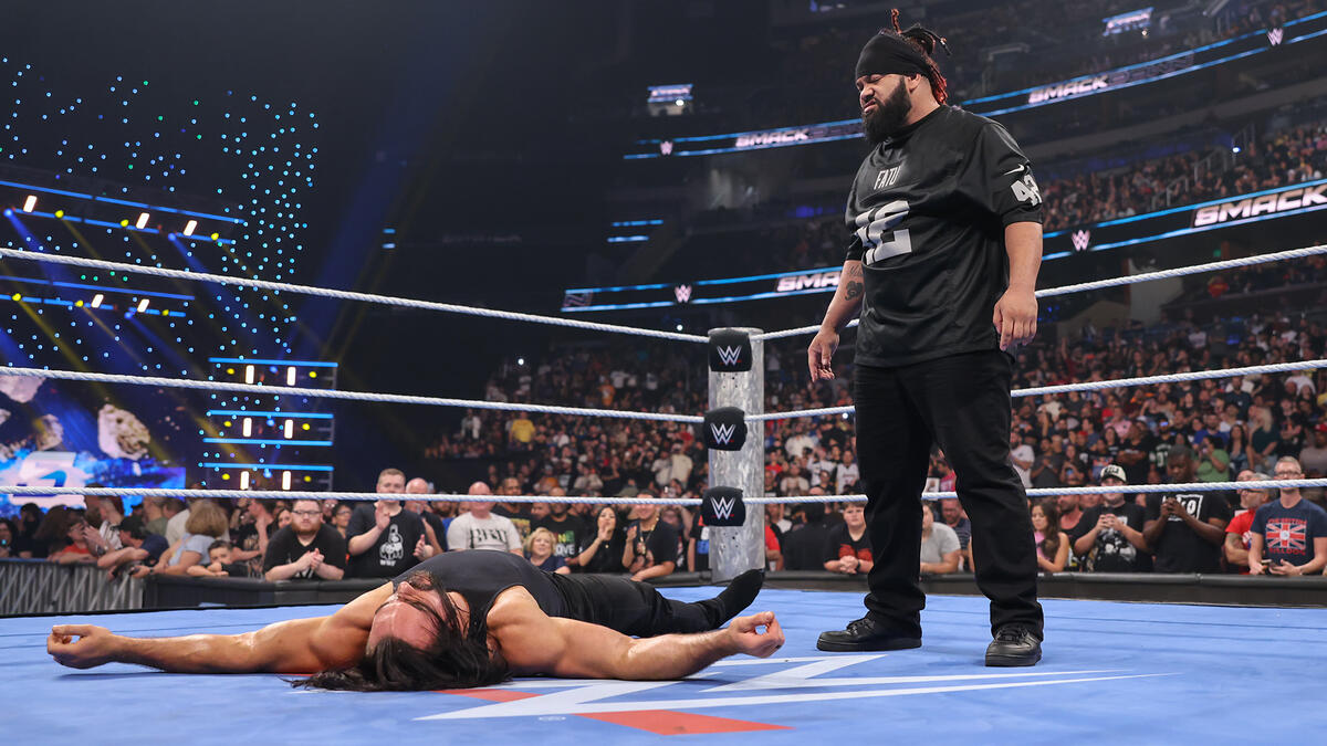 Jacob Fatu apareceu para confrontar Drew McIntyre