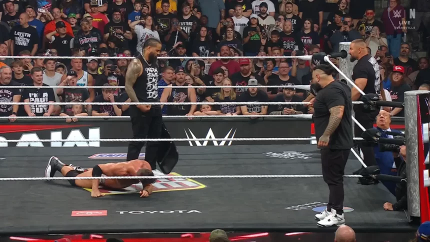 Jimmy Uso impede que Bronson Reed e Bron Breakker acabem com LA Knight