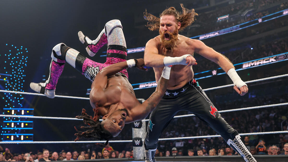 Sami Zayn derrota Je'Von Evans e segue como United States Champion
