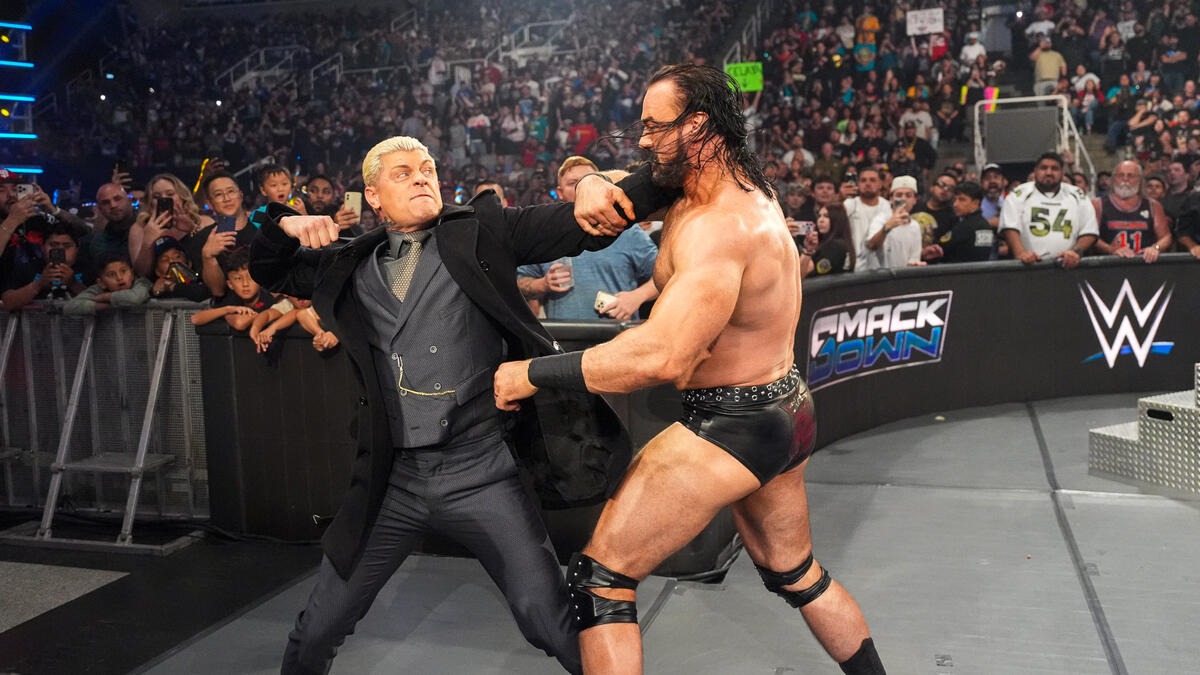 Cody Rhodes e Drew McIntyre fazem combate caótico no SmackDown