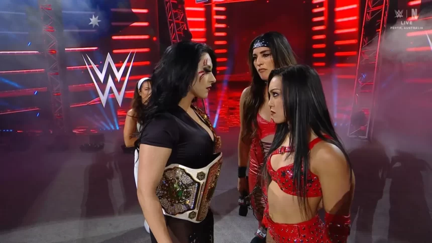 Stephanie Vaquer foi confrontada por Roxanne Perez no RAW