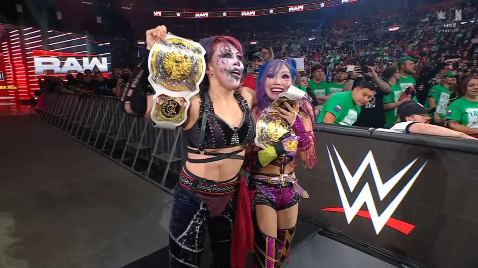 Asuka & Kairi Sane se tornam as novas Women’s Tag Team Championship