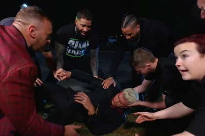 Cody Rhodes atacado brutalmente por Drew McIntyre