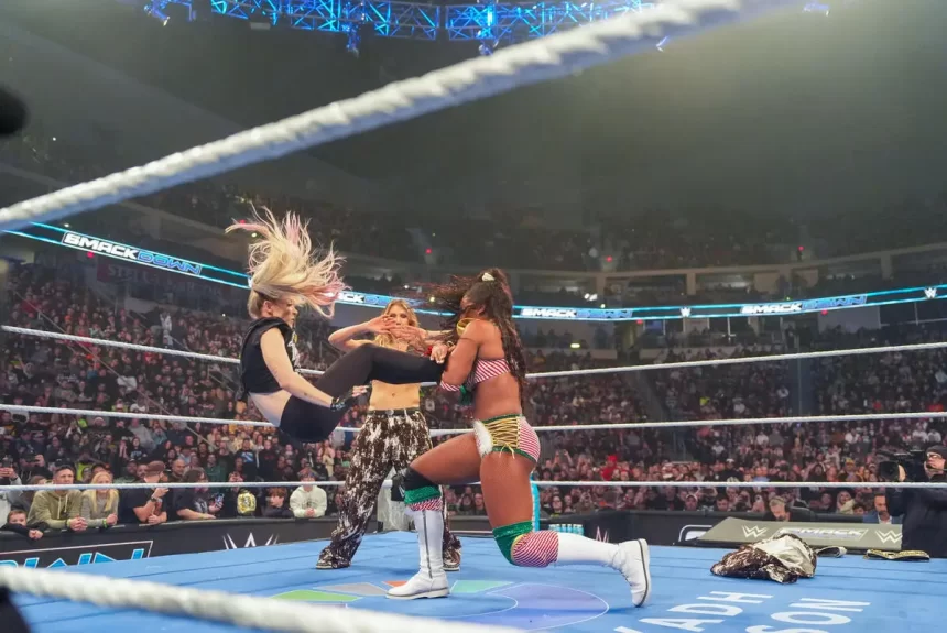 Nia Jax & Lash Legend vencem Kabuki Warriors, mas acabam expulsas por Charlotte Flair & Alexa Bliss