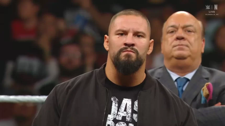 Bron Breakker durante promo no RAW