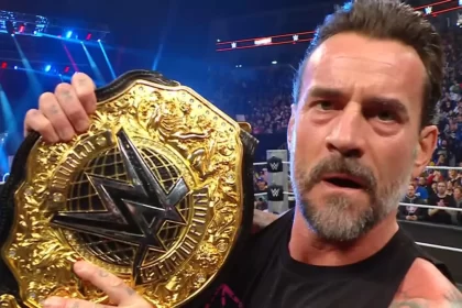CM Punk afirma que continuará como World Heavyweight Championship após enfrentar Bron Breakker