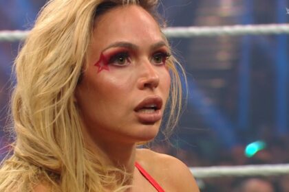 Maxxine Dupri em combate no RAW