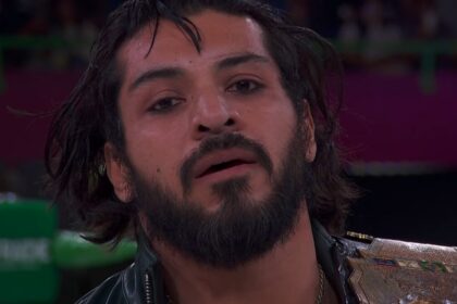 Santos Escobar aparece na Lucha Libre AAA