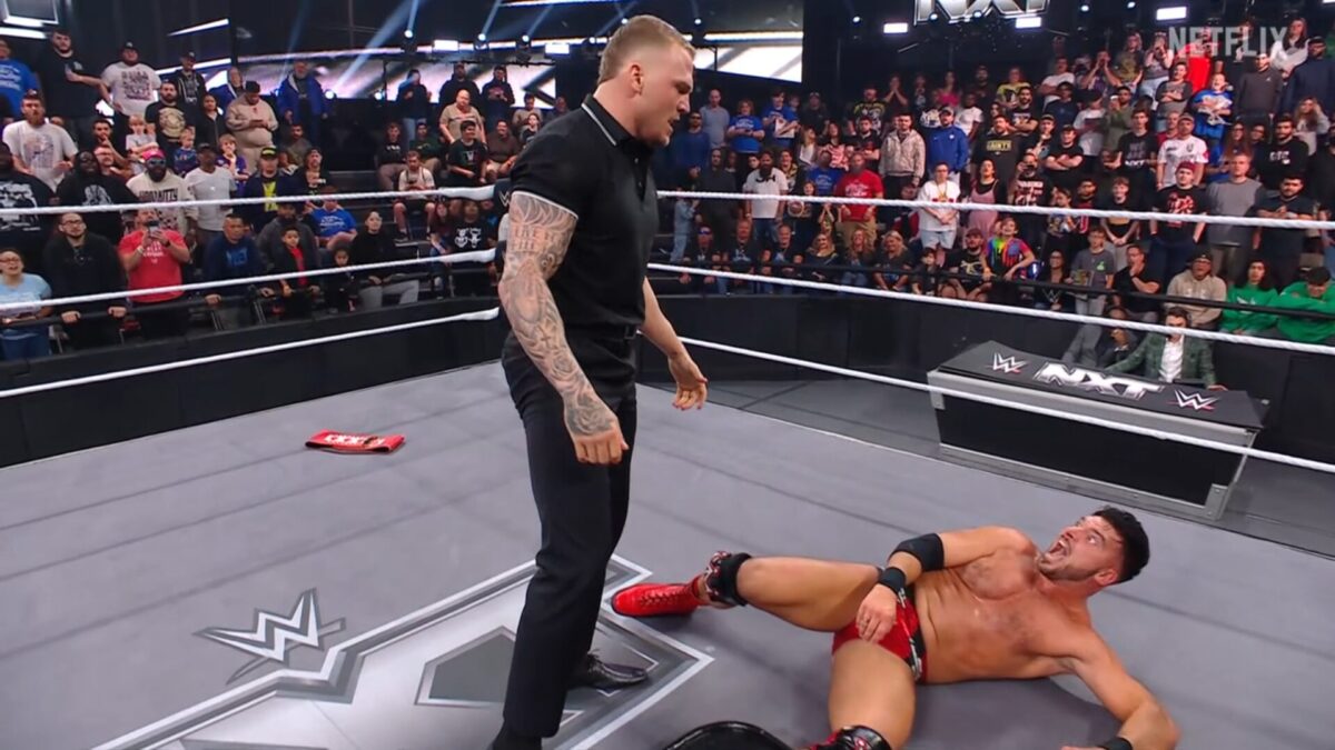 Myles Borne atacou Ethan Page no NXT do dia 17 de fevereiro de 2026
