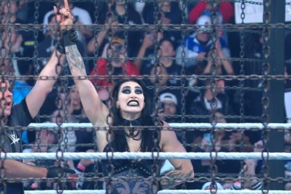 Rhea Ripley venceu o Elimination Chamber feminino