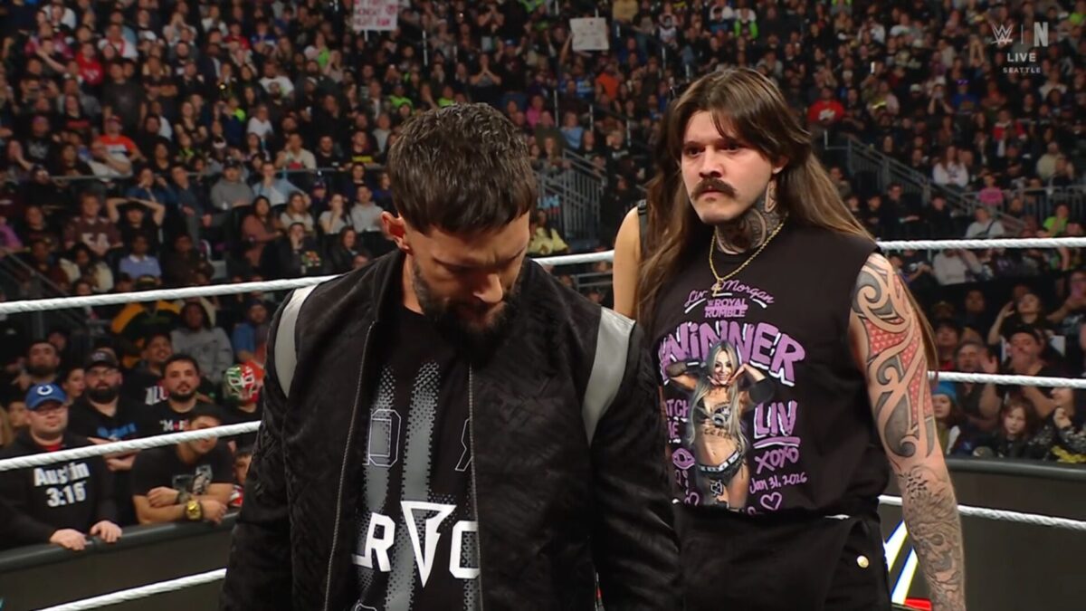 Judgment Day atacou Finn Bálor no RAW do dia 9 de março de 2026