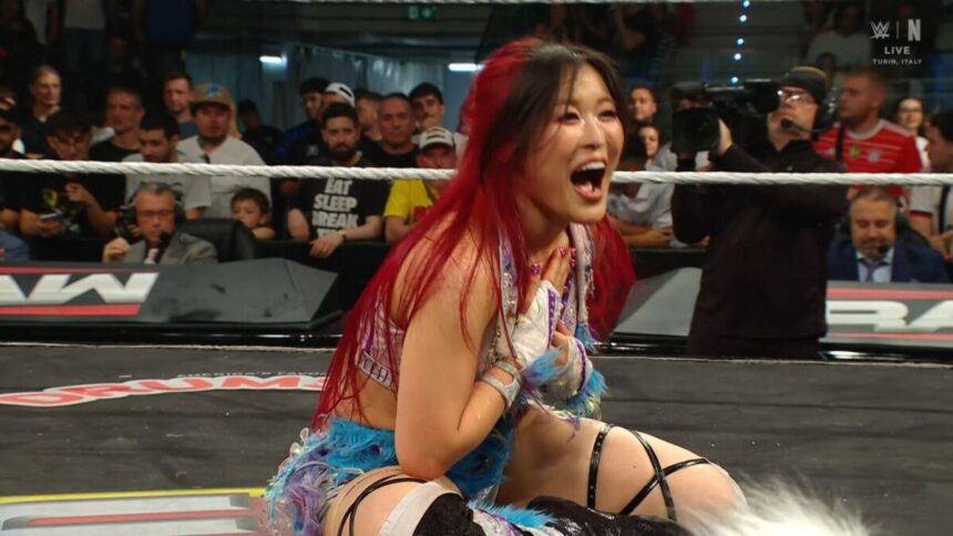 IYO Sky após vencer no RAW