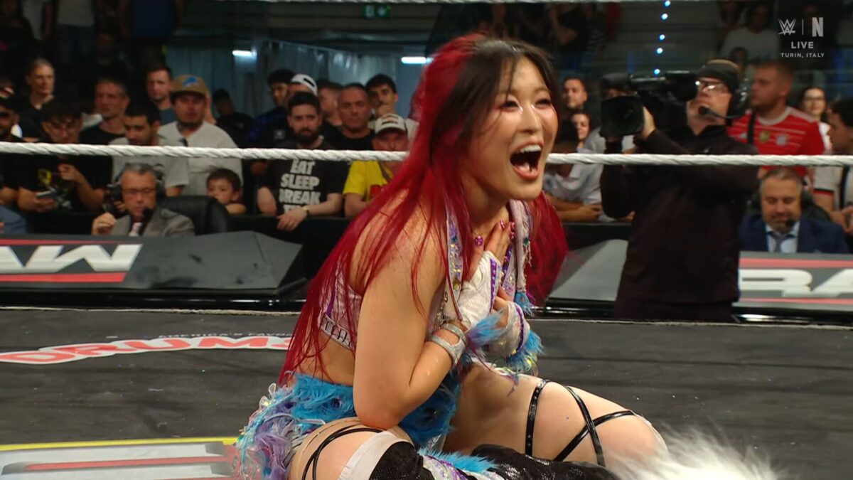 IYO Sky após vencer no RAW