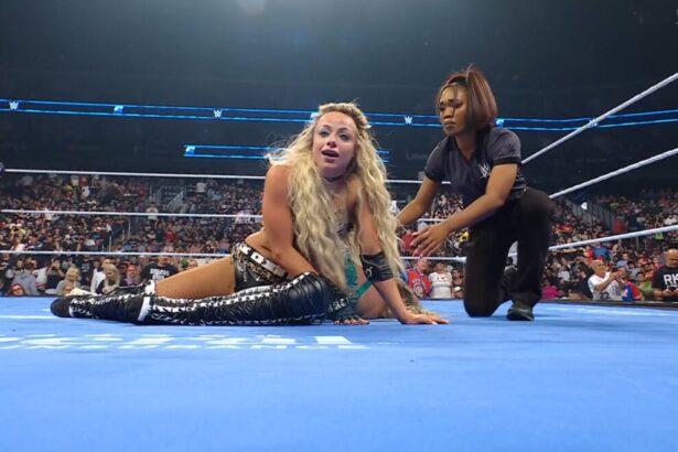 Liv Morgan derrotou Charlotte Flair no SmackDown