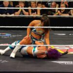 Lyra Valkyria ataca Bayley no RAW
