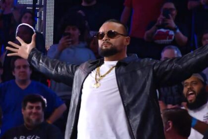 Mike Santana durante aparição no NXT