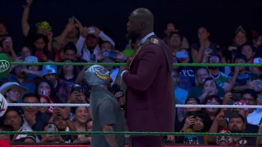 Rey Mysterio e Omos na Lucha Libre AAA